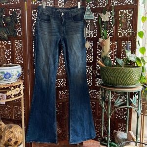 GU American Eagle women’s High rise artist super stretch jeans size 10 x-long